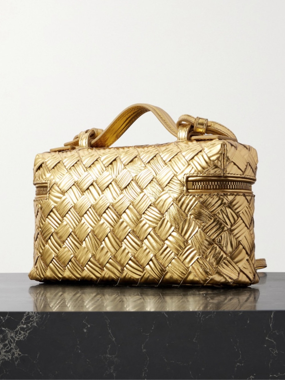 BOTTEGA VENETA Bang Bang Intrecciato leather vanity shoulder bag - Picture 3 of 5